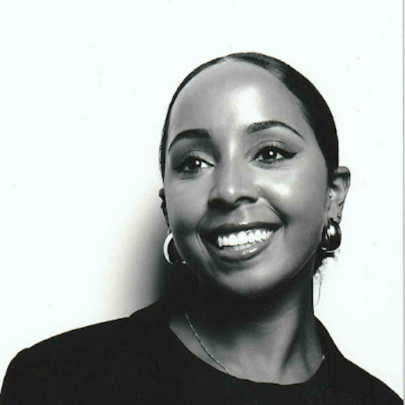 Meet your Posher, Chanel - Picture 1 of 1